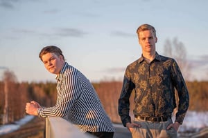 Kesäyrittäjät Aaron ja Anton Lauri