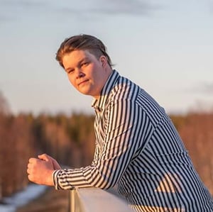 Aaron_lauri1-1